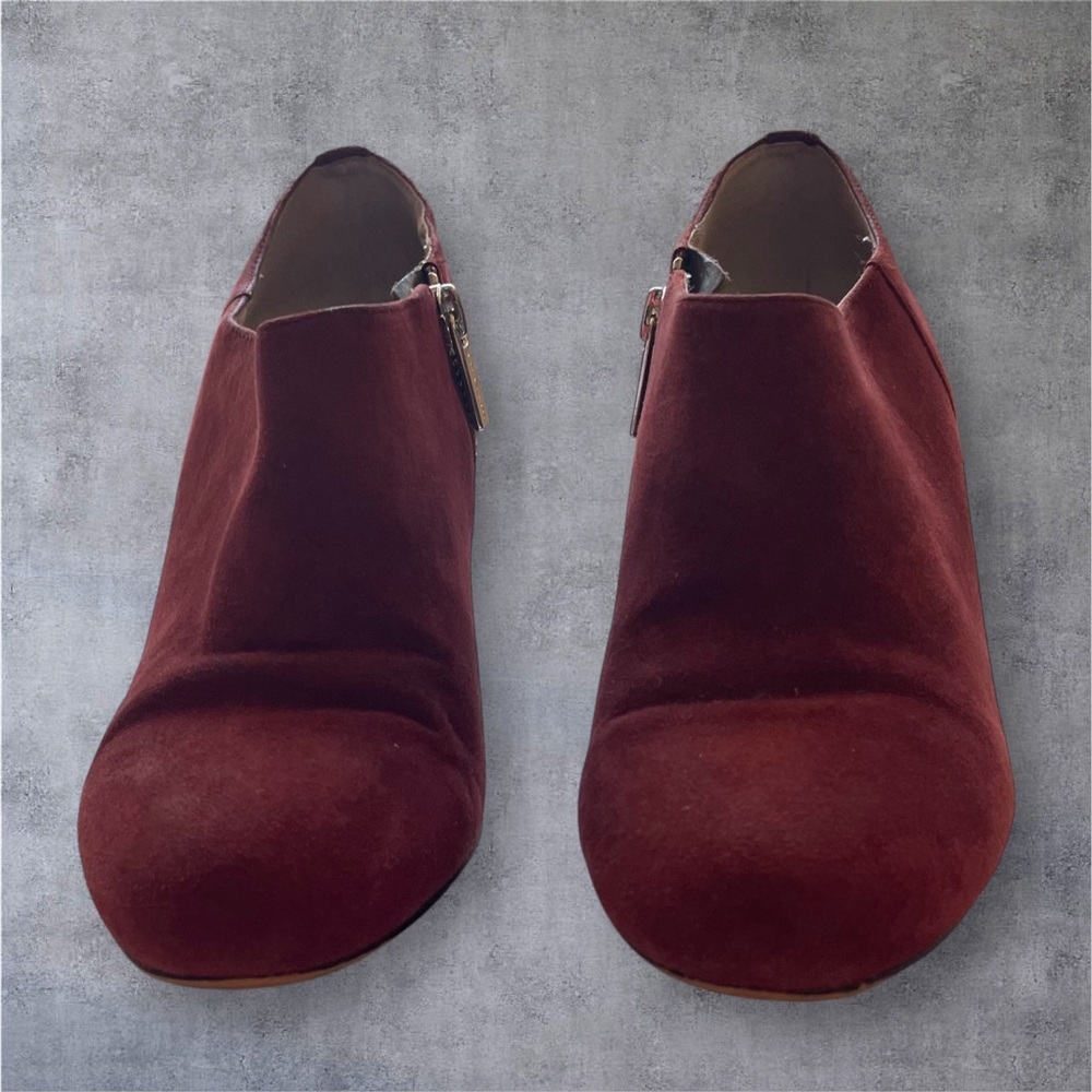 Michael Kors Ankle Bootie Size 6.5 Suede Stiletto Heel Side Zip Burgundy/Maroon